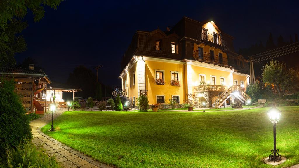 Penzion Kastiel Hanus Spisske Hanusovce Exteriér fotografie